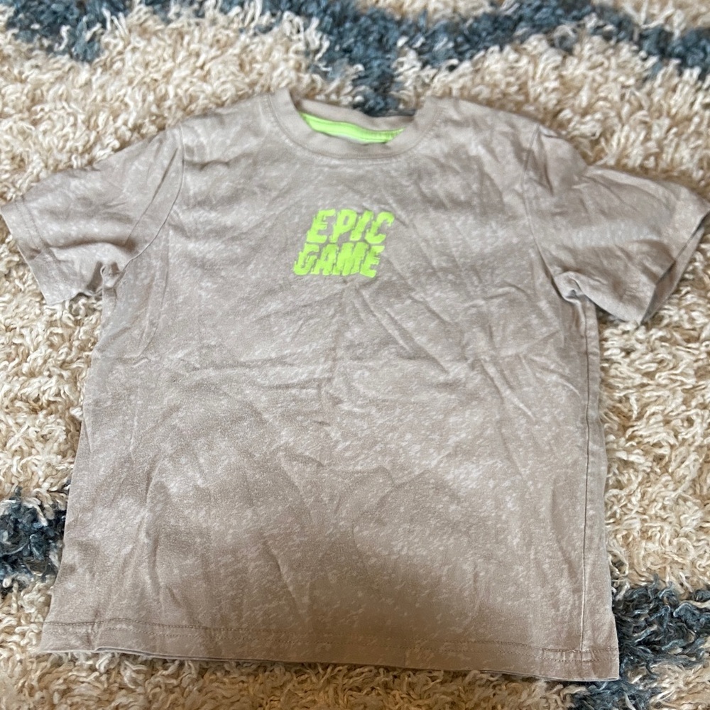 Xersion Kids Tan Tee with Bright Green Graphic